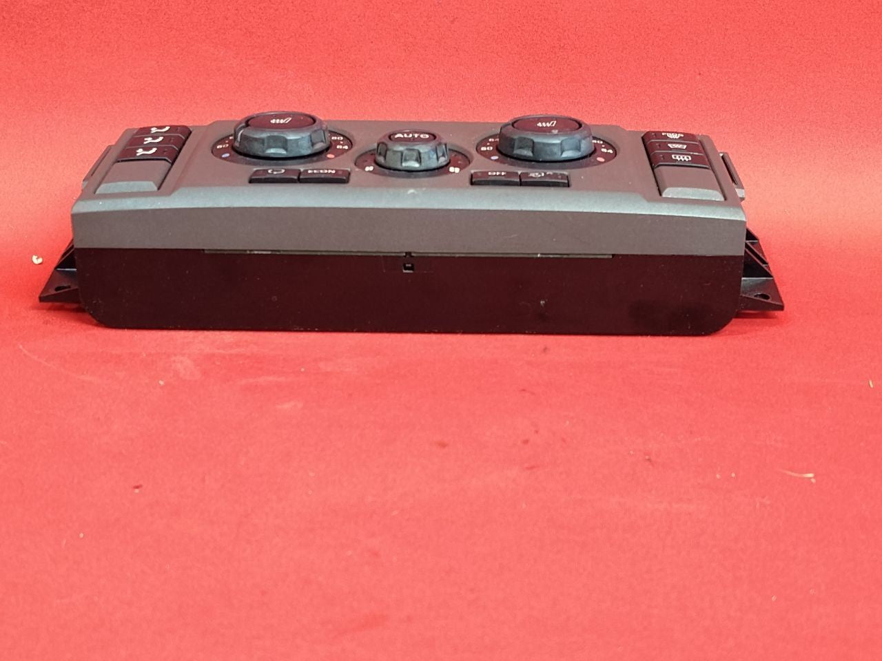 2005-2007 Land Rover LR3 HVAC Climate Control w/ Heated Seats, Rear AC, Auto