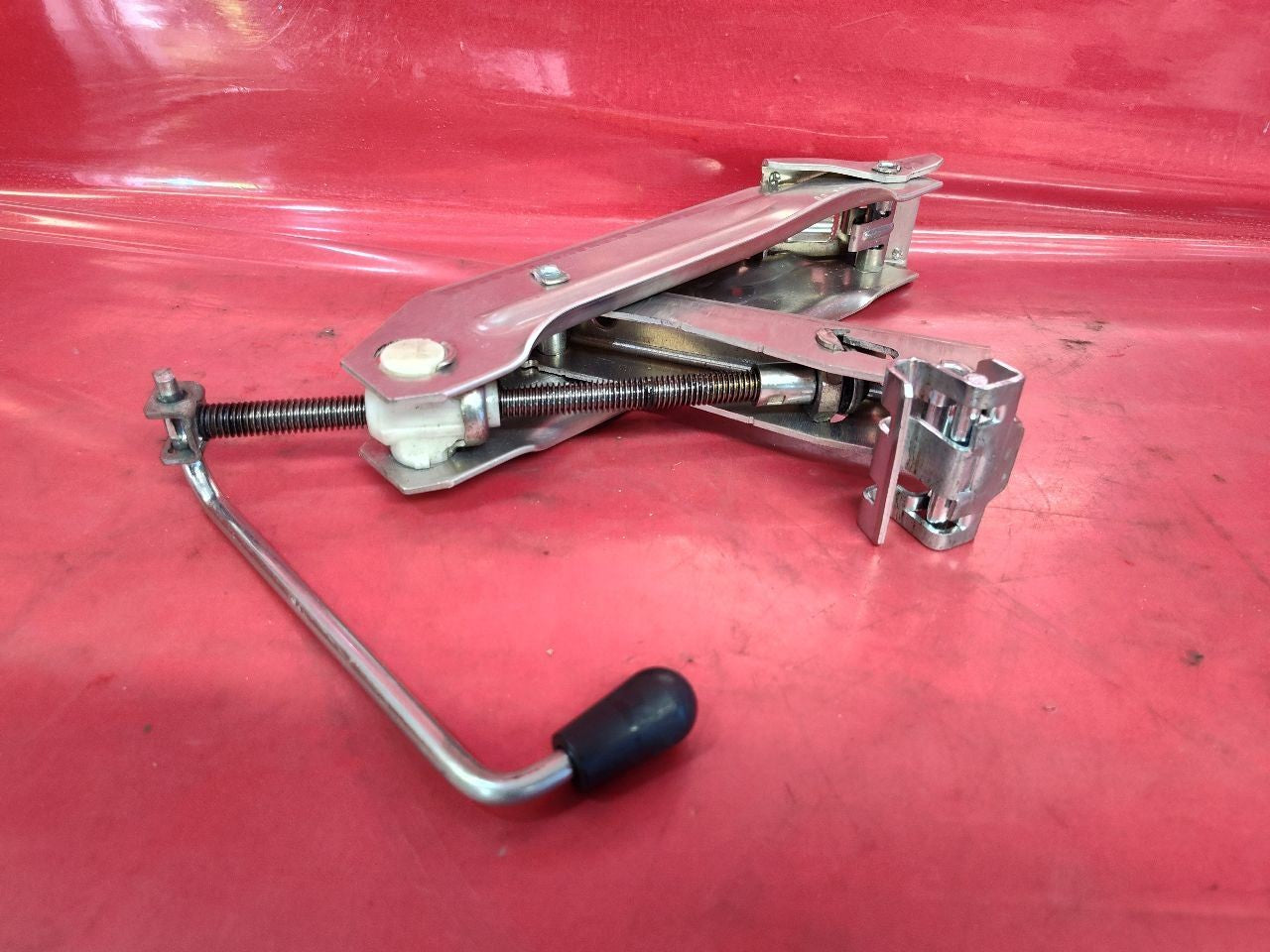 1999-2005 VW Passat Jetta Emergency Spare Tire Pinch Weld Jack Tool Set Kit