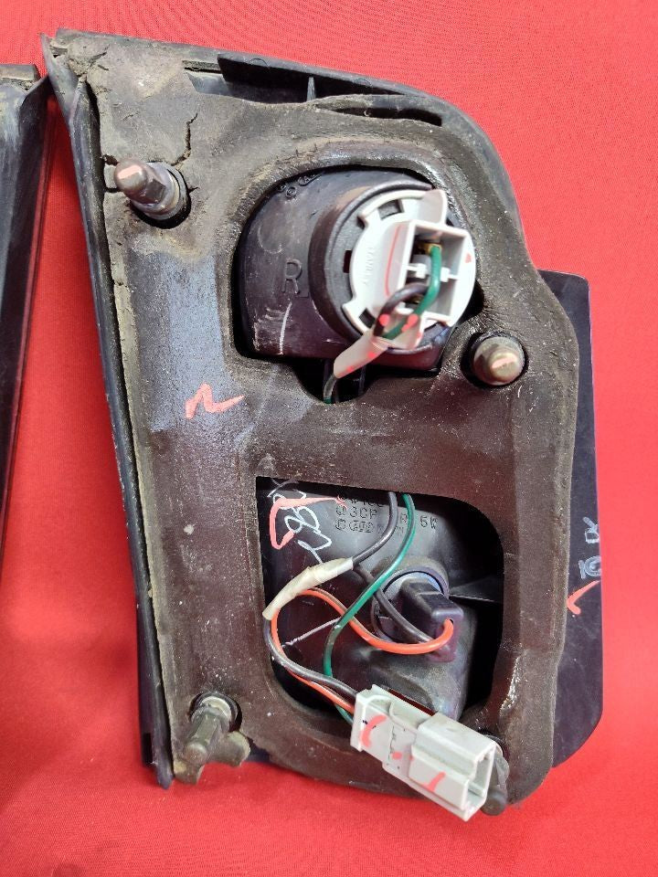 1996 1997 Honda Accord SEDAN Rear Trunk Deck Lid Inner Tail Light Lamp Set