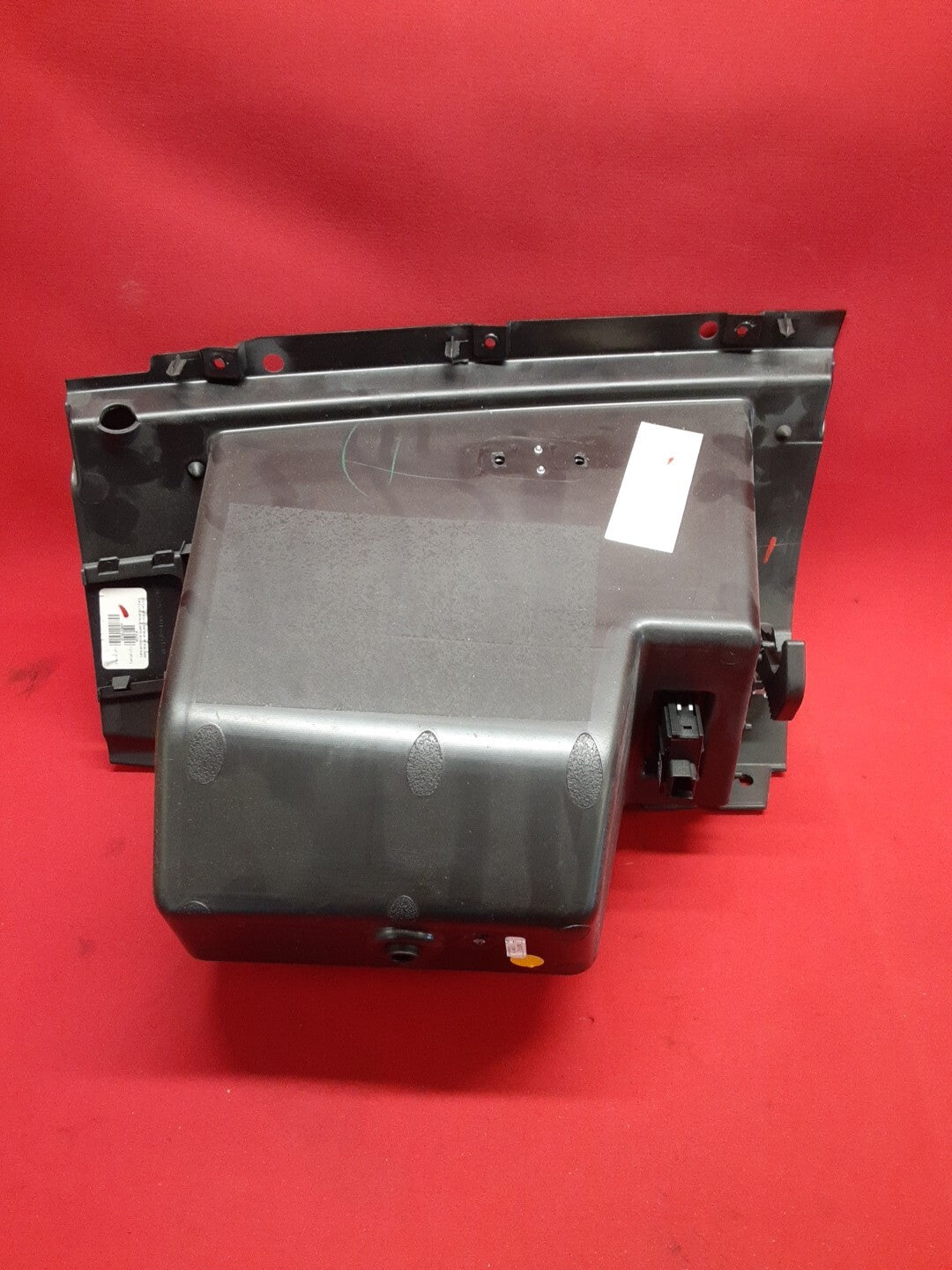 2015 Fiat 500 / Fiat 500e Instrument Panel Glove Box 5SV56JXWAB