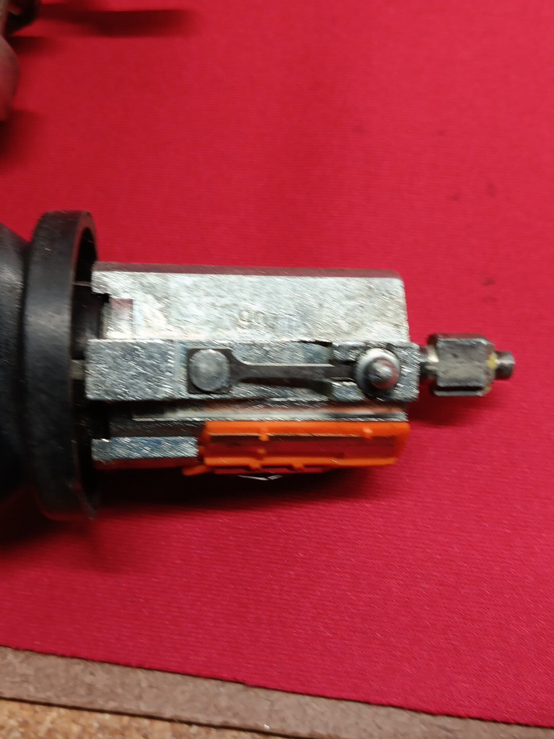 2004 2005 2006 2007 Ford Freestar - Ignition Lock Cylinder W/ Key & Door Tumbler