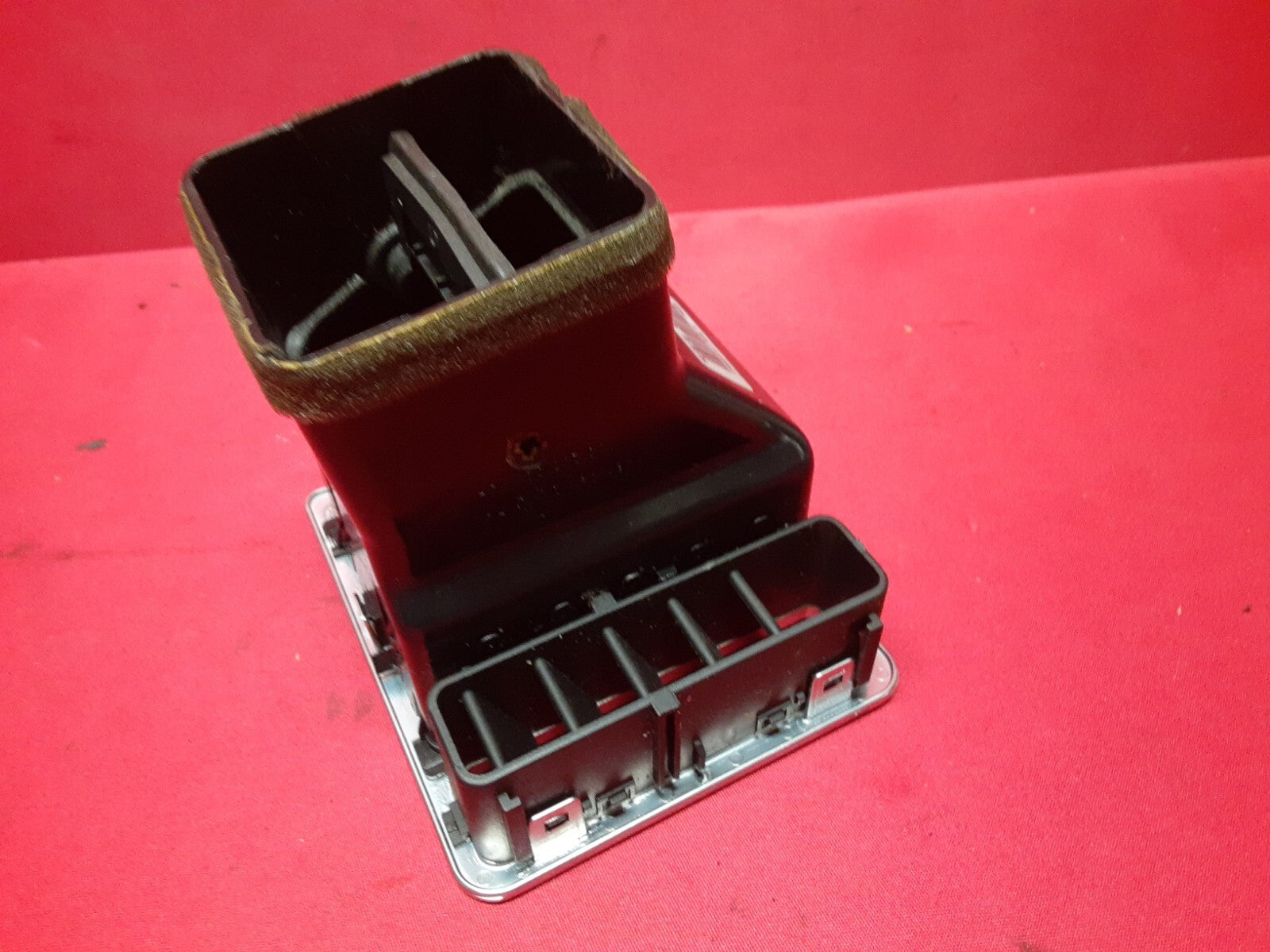 2003 - 2006 Range Rover HSE RIGHT OUTER Dash Air Vent Register JVE000041