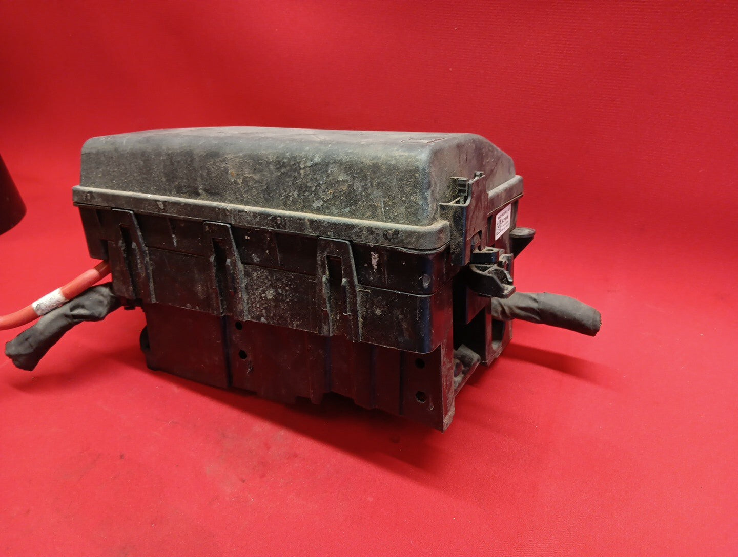 2011-2014 Chevrolet Cruze Front Compartment Fuse Block 95442176
