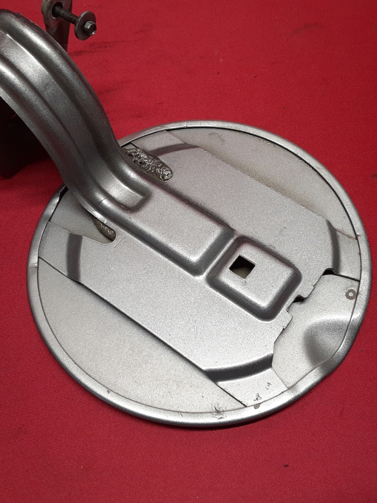 2004 - 2007 Ford Freestar Mercury Monterey Fuel Filler Door Pewter Metallic