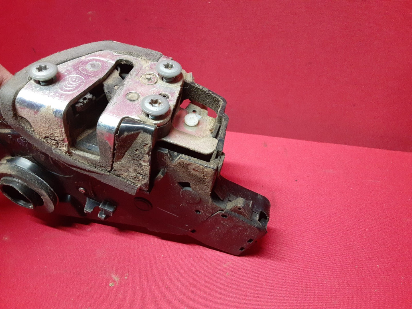 2006 - 2014 Toyota RAV4 RAV-4 REAR Liftgate Hatch Latch Lock Actuator 6911042131
