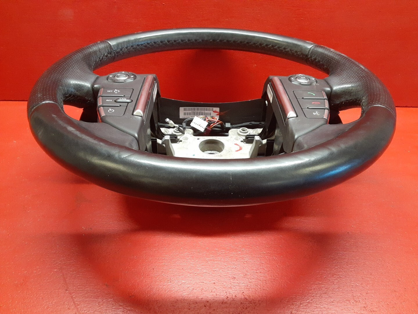 2010-2013 Range Rover Sport Steering Wheel W/ Paddle Shift Ebony LR023958