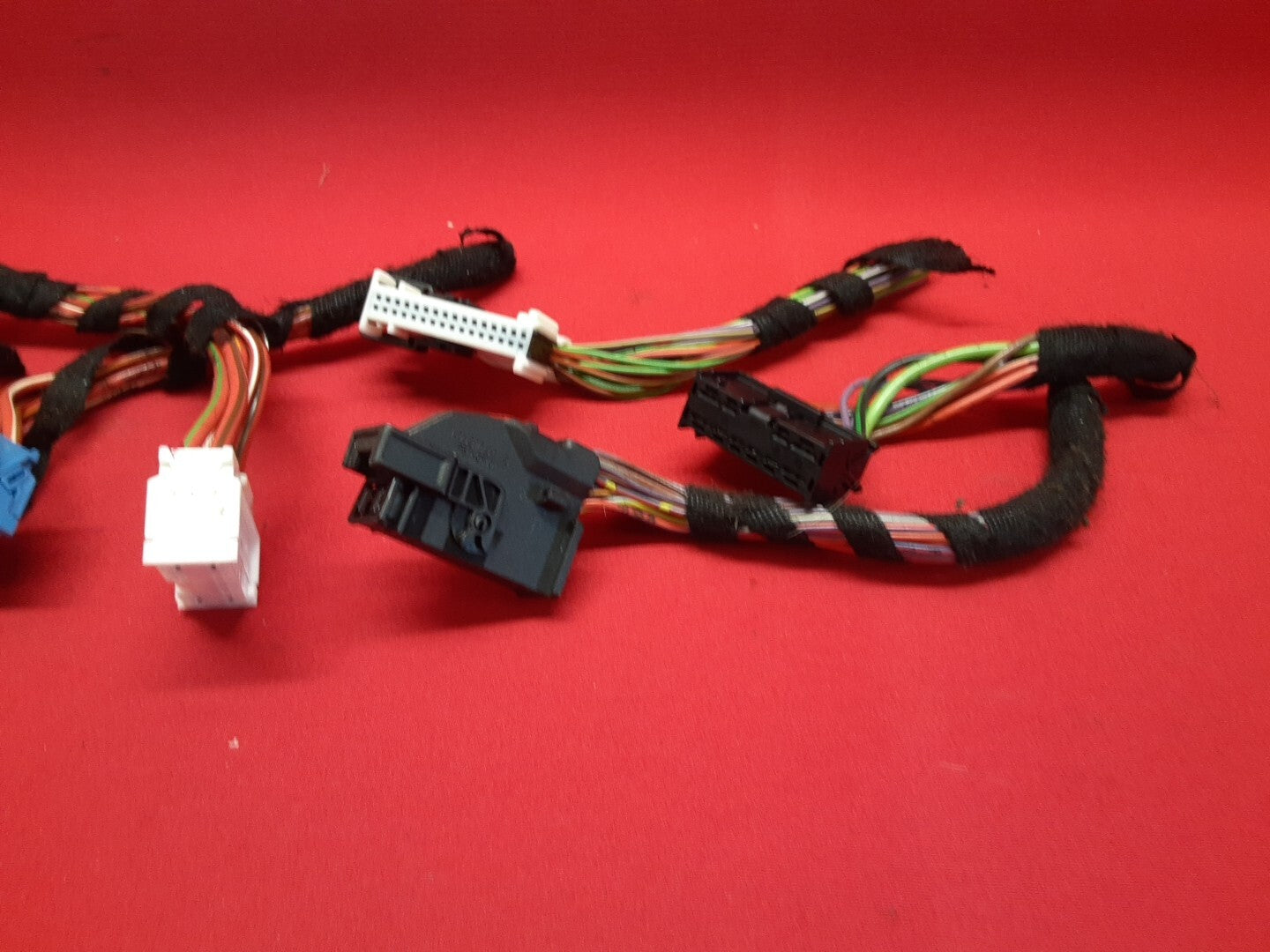 2003- 2004 Range Rover HSE Front Dash Fuse Relay Box PigtailsYPP000020
