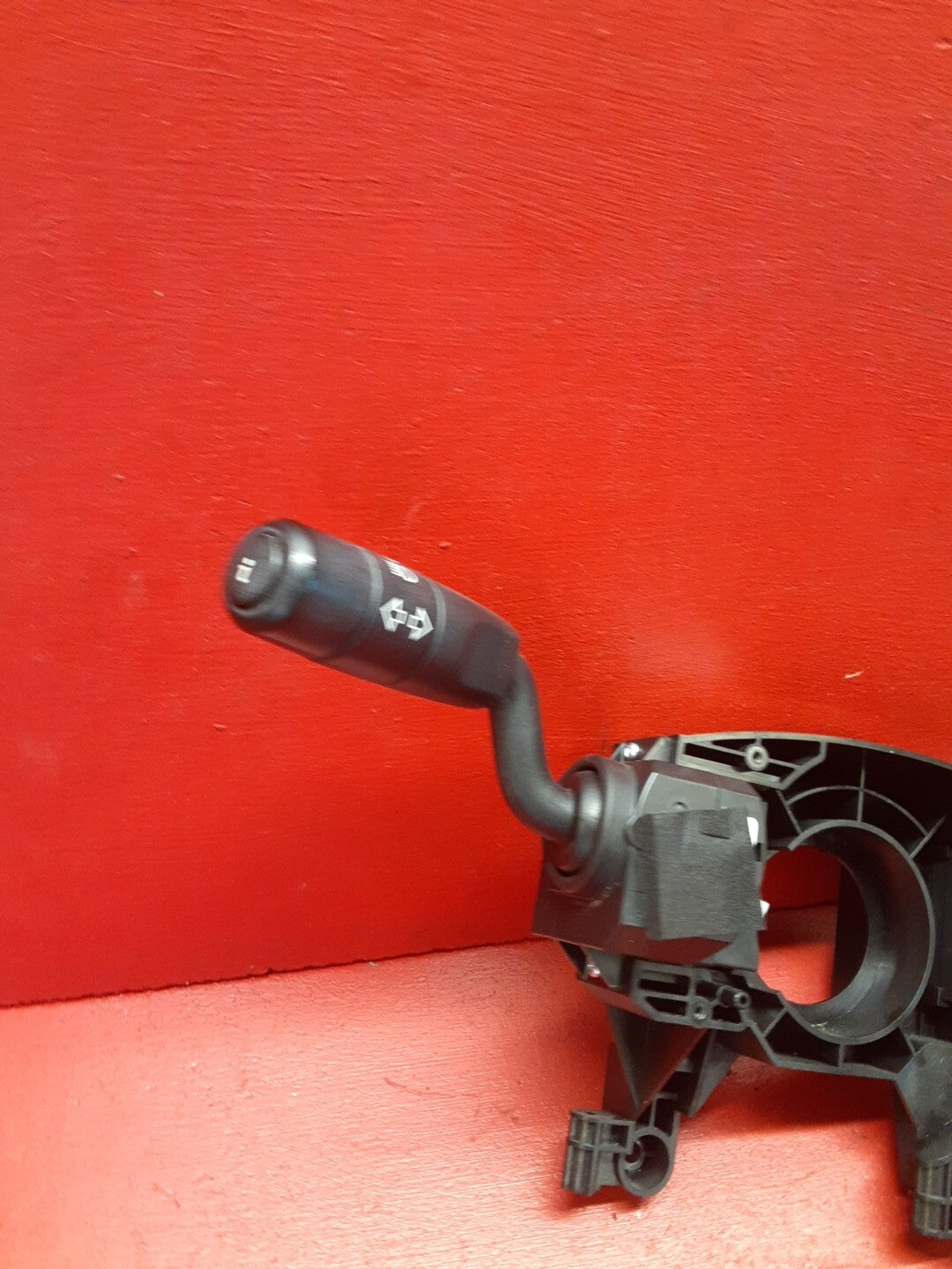 2005-2013 Land Rover LR3 Wiper Turn Signal Combo Switch Assembly W/ Housing