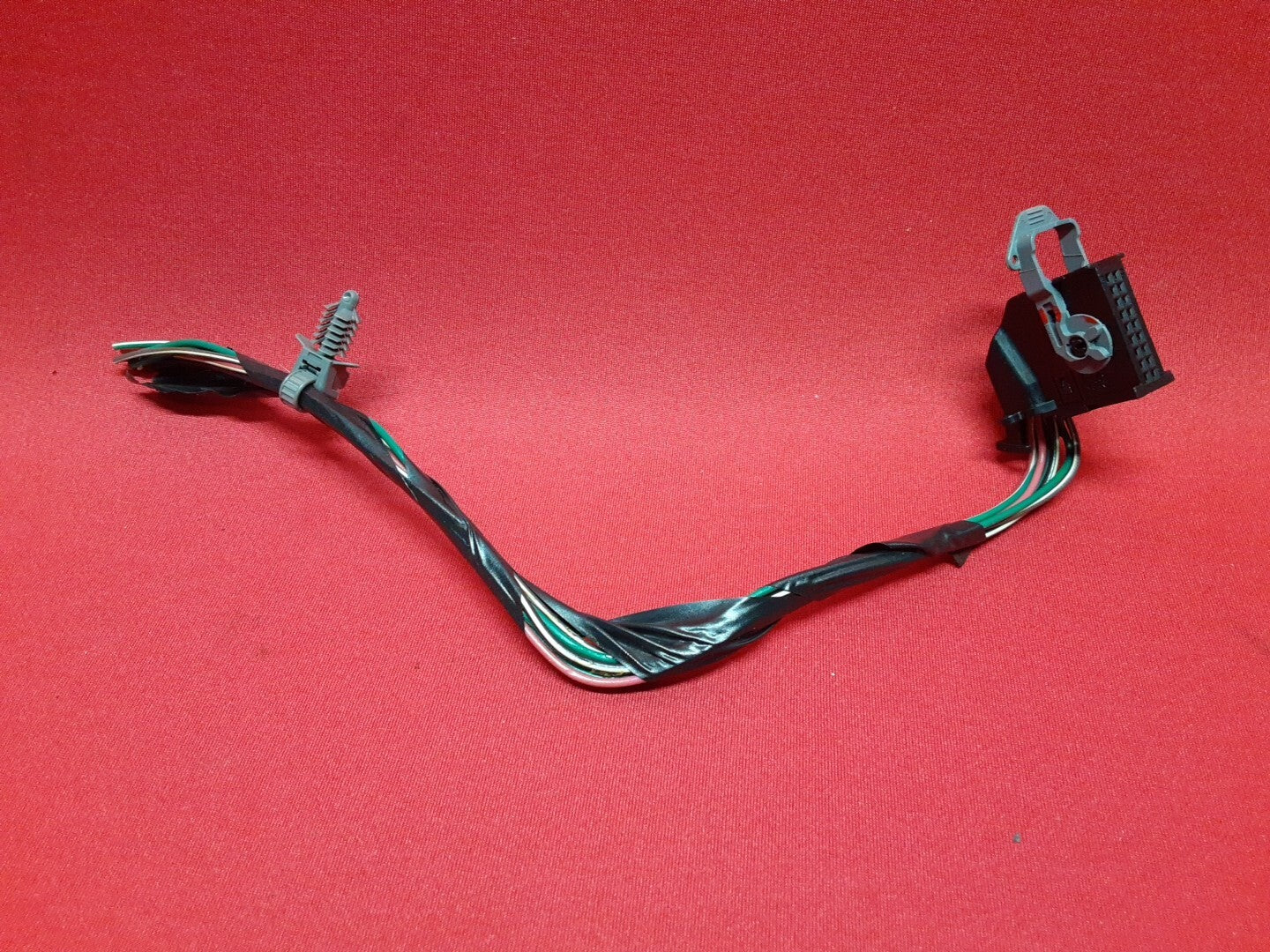 2007 2008 Saturn Aura Instrument Cluster Speedometer Assembly Pigtail 20791622