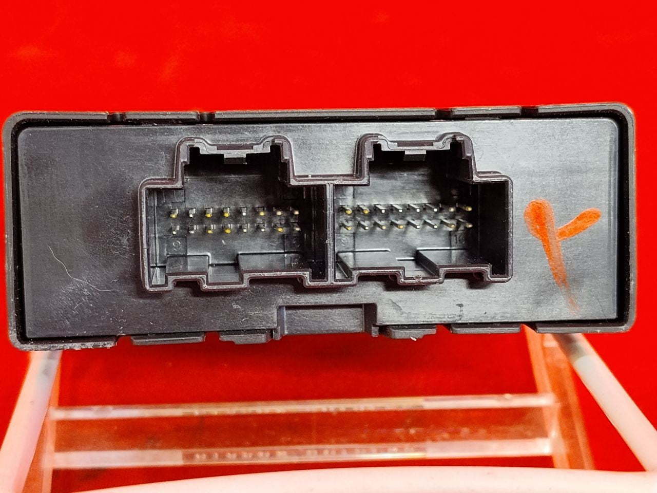 Chevrolet Buick GMC Serial Data Gateway Chassis Control Module 13521139