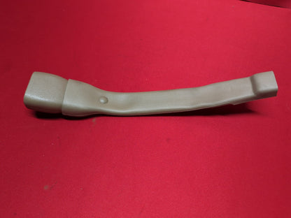 2001 - 2004 Grand Cherokee Front Right Seat Belt Buckle - Sandstone 5JQ221T5AA