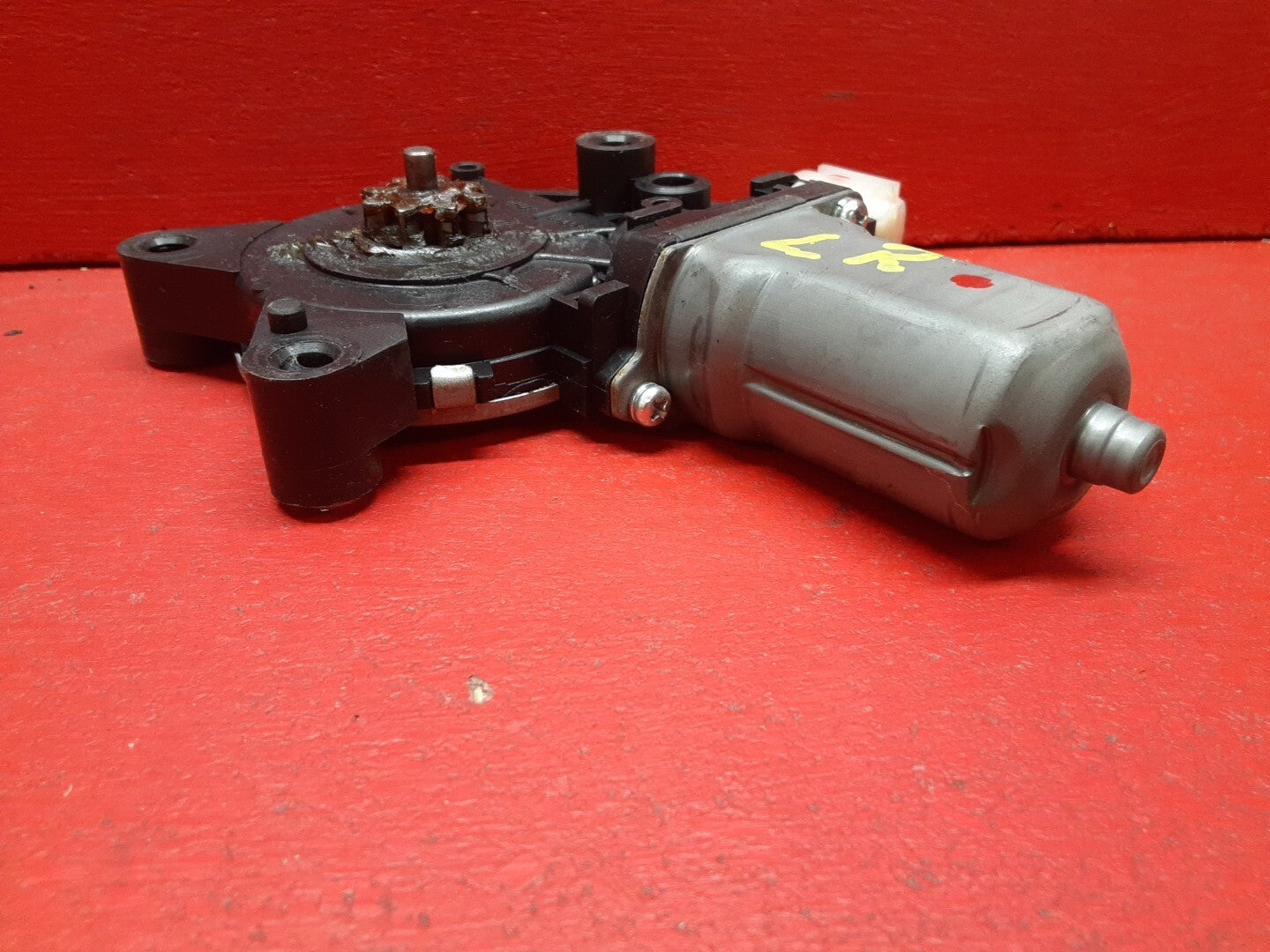 2009 - 2014 Kia Soul Forte Koup Sedona REAR LEFT DRIVER SIDE Window Motor
