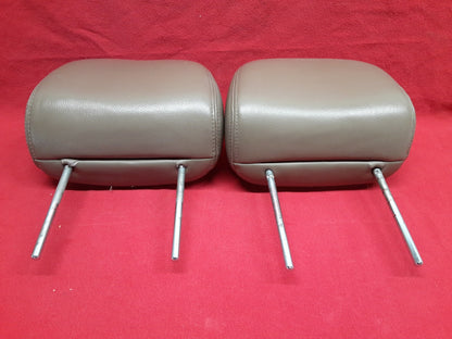 2003 2004 Ford Escape Limited XLS XLT FRONT Left Right Leather Headrest SET