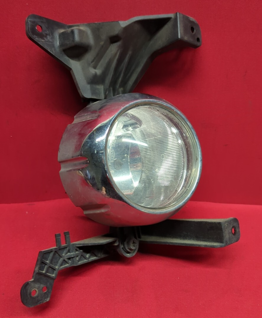 2011 2012 2013 Kia Sorento RIGHT PASSENGER Fog Light Lamp 92202-1U000
