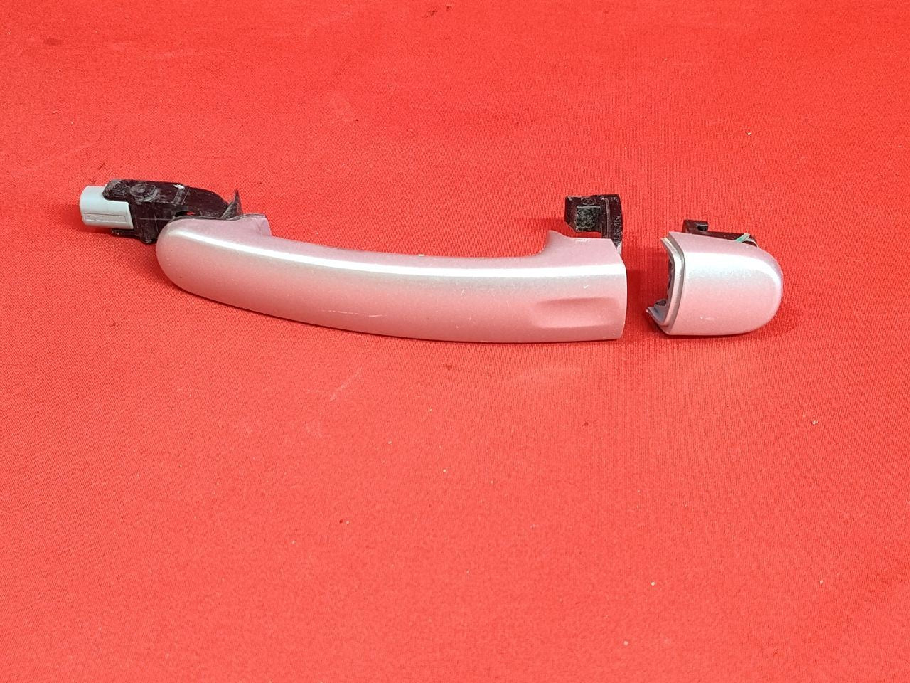 2009-2018 Volkswagen FRONT RIGHT PASSENGER Door Handle Set LA7WL Reflex Silver