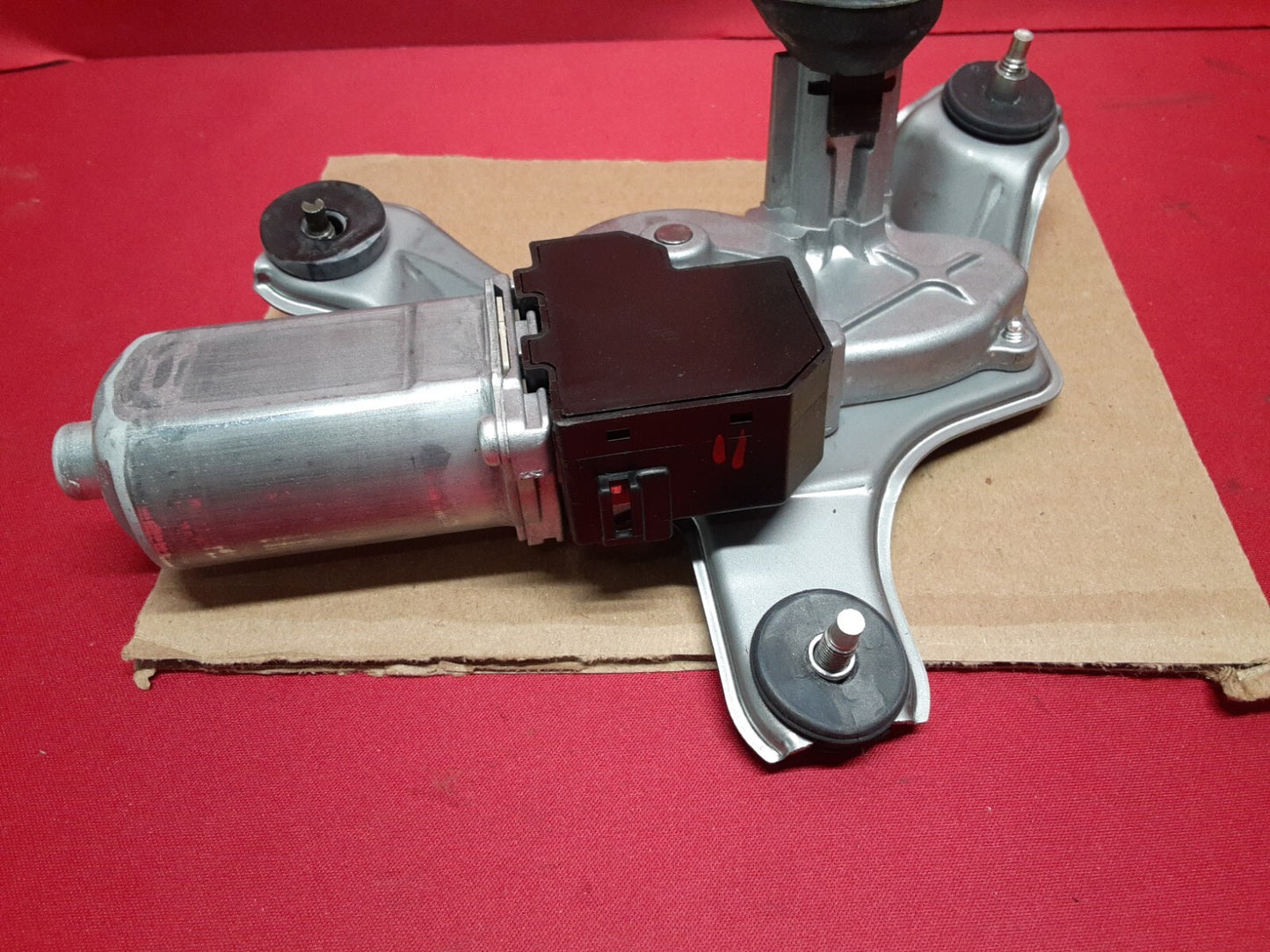 2001 - 2007 Toyota Highlander REAR Hatch Liftgate Window Wiper Motor 85130-48020