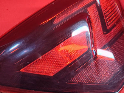 2019-2024 Kia Forte LEFT DRIVER OUTER Quarter Incandescent Tail Light Lamp