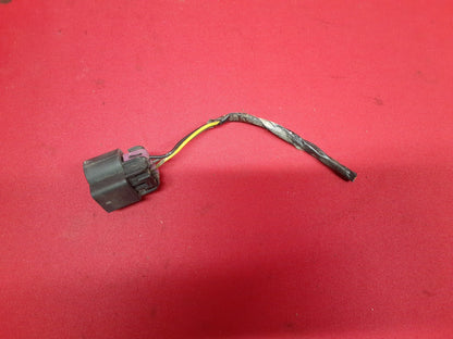 2008 - 2012 Chevy Chevrolet Malibu LEFT OUTER Tail Light Lamp on Body PIGTAIL