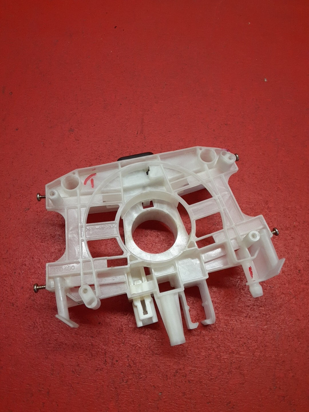 2004-2008 Subaru Forester Impreza Steering Column Switch Housing 83119AG000