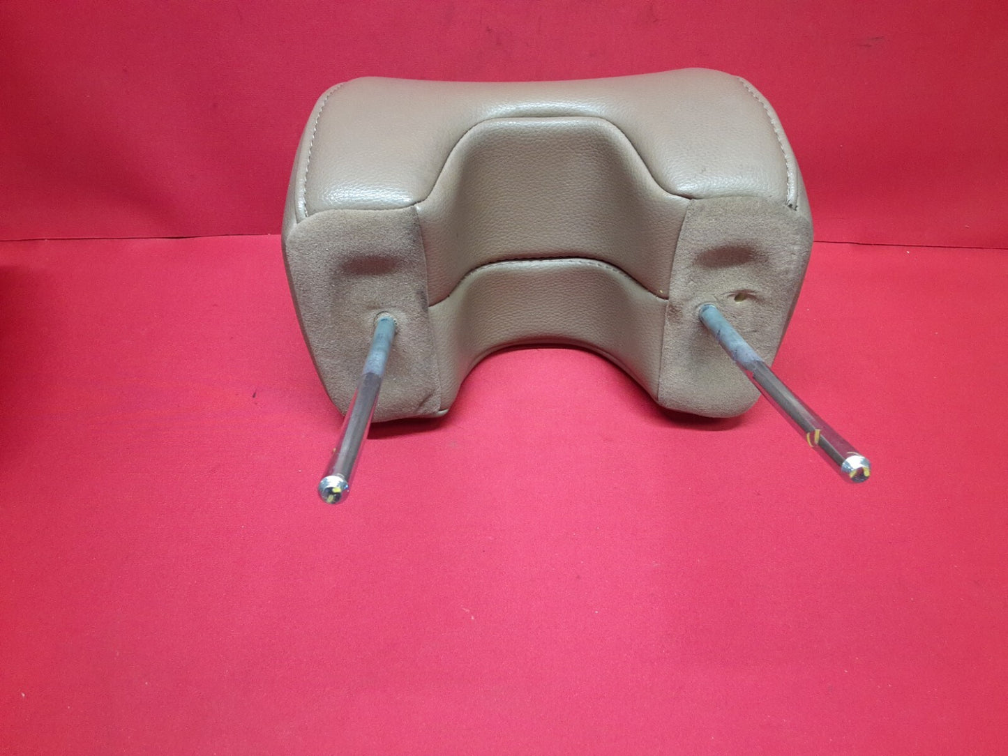 2006 - 2008 Honda Pilot Headrest Seat FRONT DRIVER AND PASSENGER SET