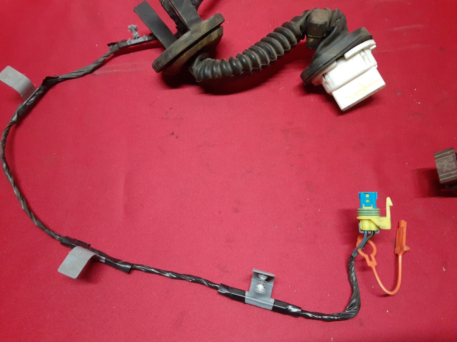 2008 Cadillac Escalade Chevy Tahoe GMC Yukon LEFT REAR Door Harness 15297243