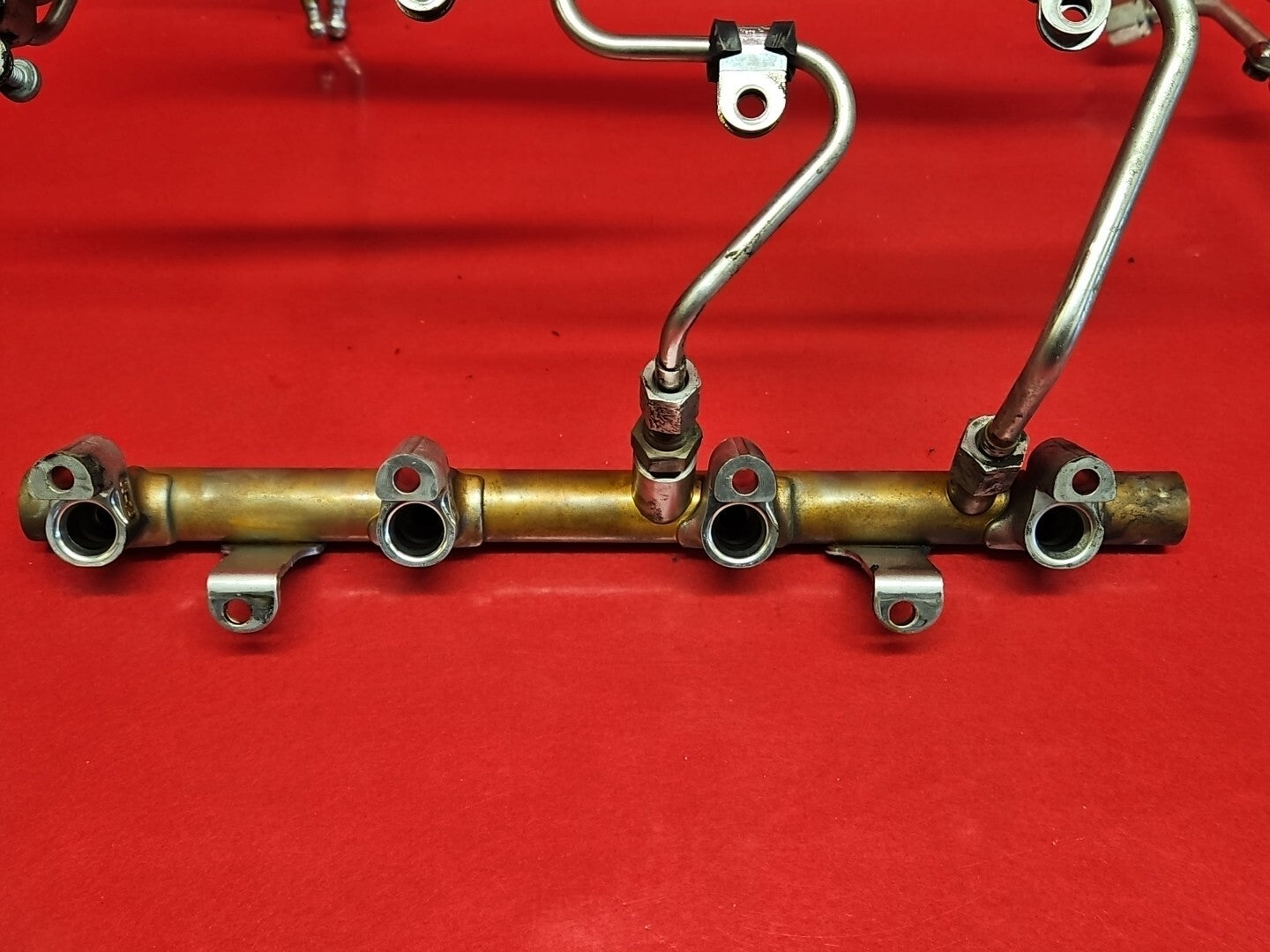 2007 - 2012 Audi 4.2L V8 Fuel Injector Rail Ramp SET w/ Lines & Distributor