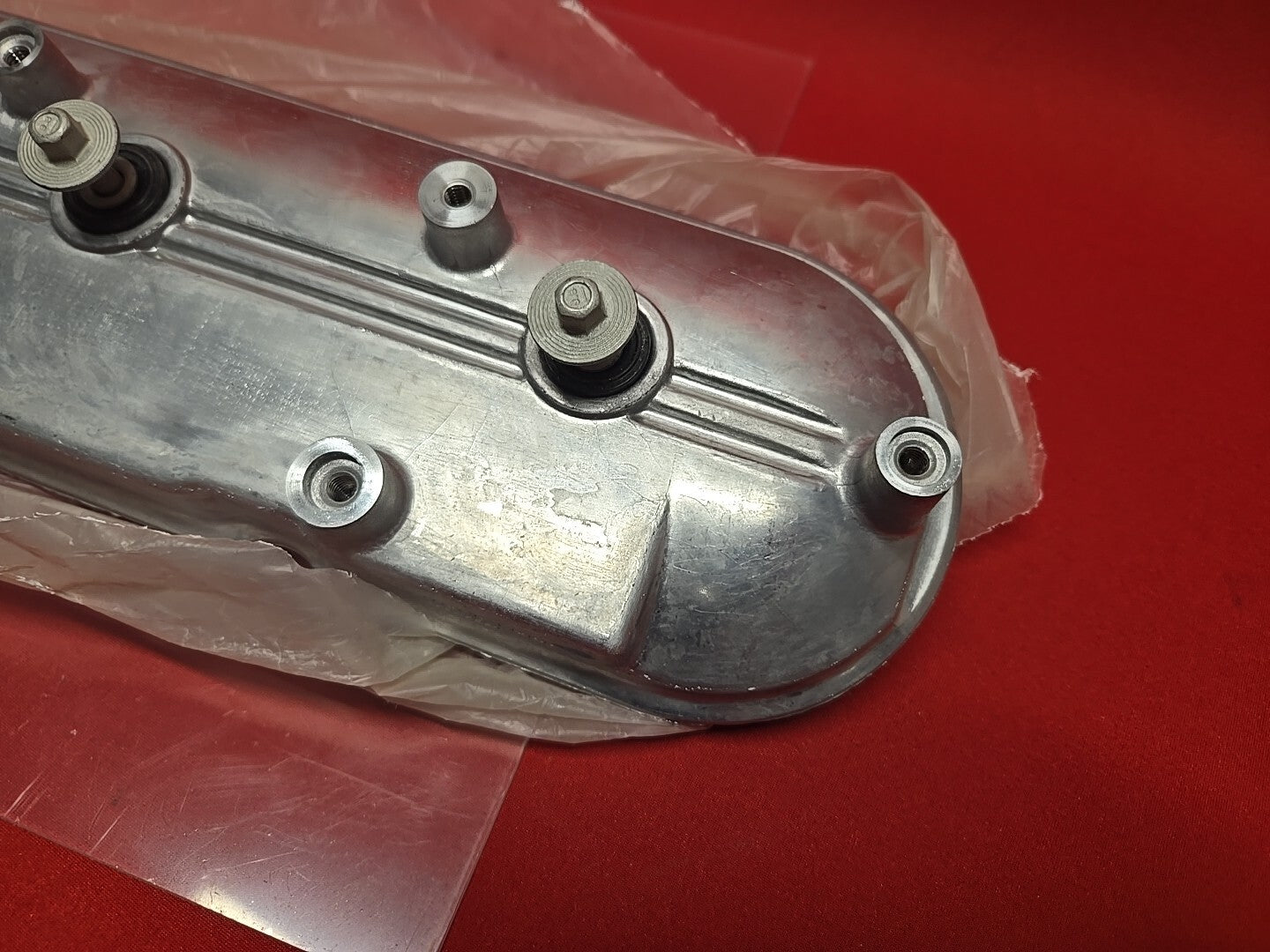 1999 - 2010 GM General Motors Right Side V8 Valve Cover w/ Gasket NEW OEM