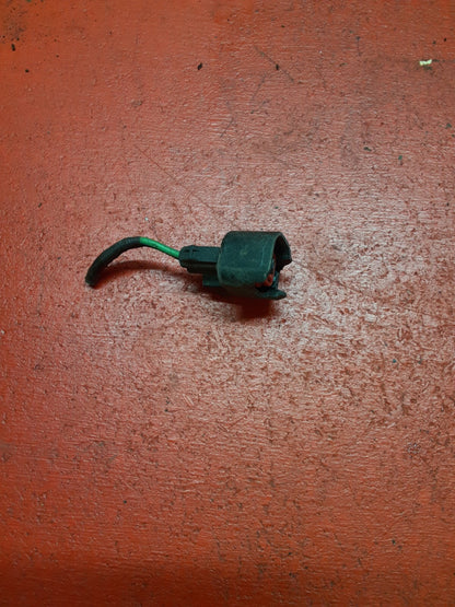 2002 - 2008 Mazda 6 3.0L V6 Fuel injector Rail Pigtail QUANTITY: 1