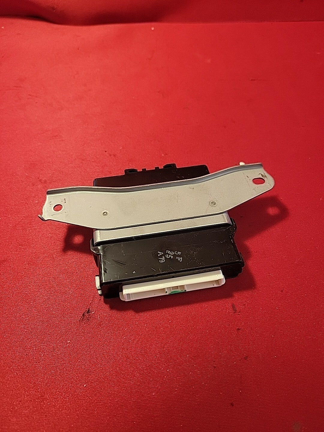 2004 2005 Toyota Prius Anti-Theft Alarm unit Module 8999047020