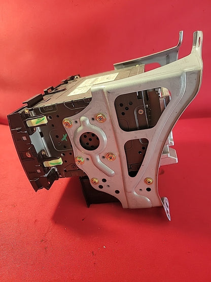 2004 2005 Toyota Prius Radio Control Unit W/O Cassette 8612047090