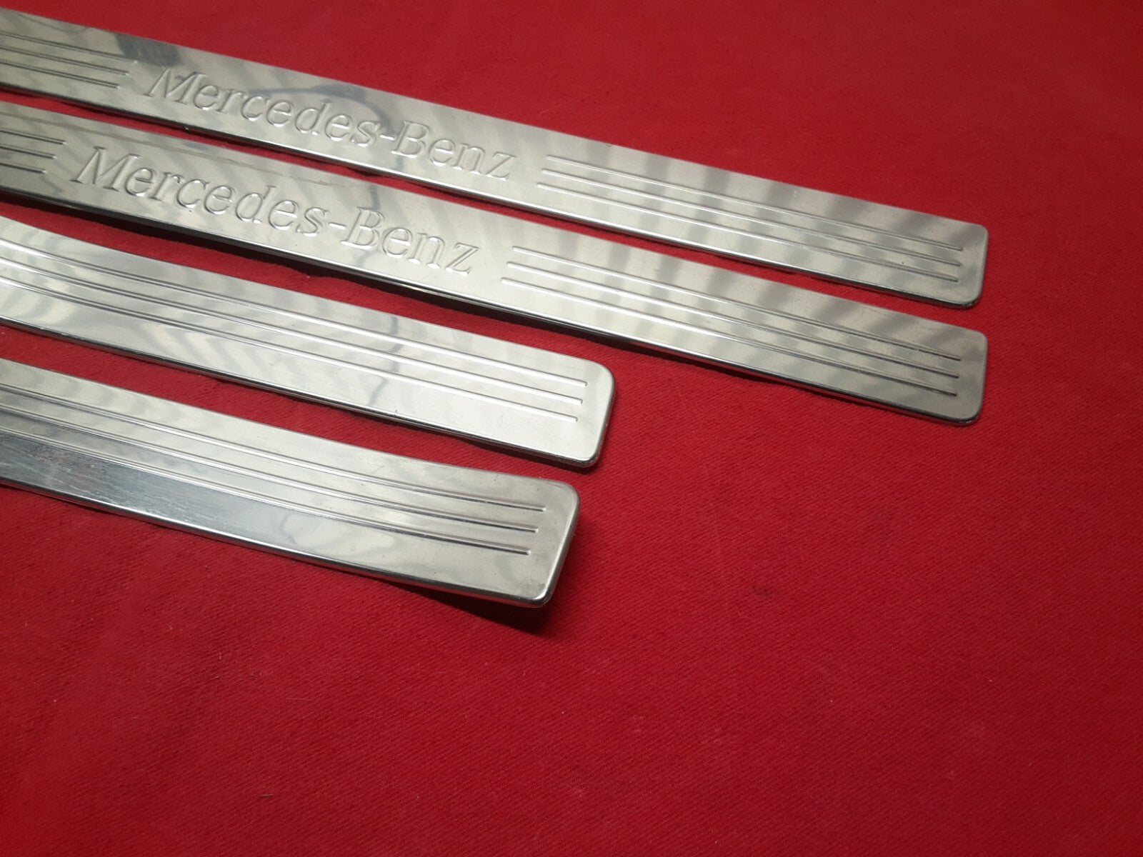 2008 - 2014 Mercedes C-Class GLK Silver Chrome Floorboard Scuff Plate Full SET