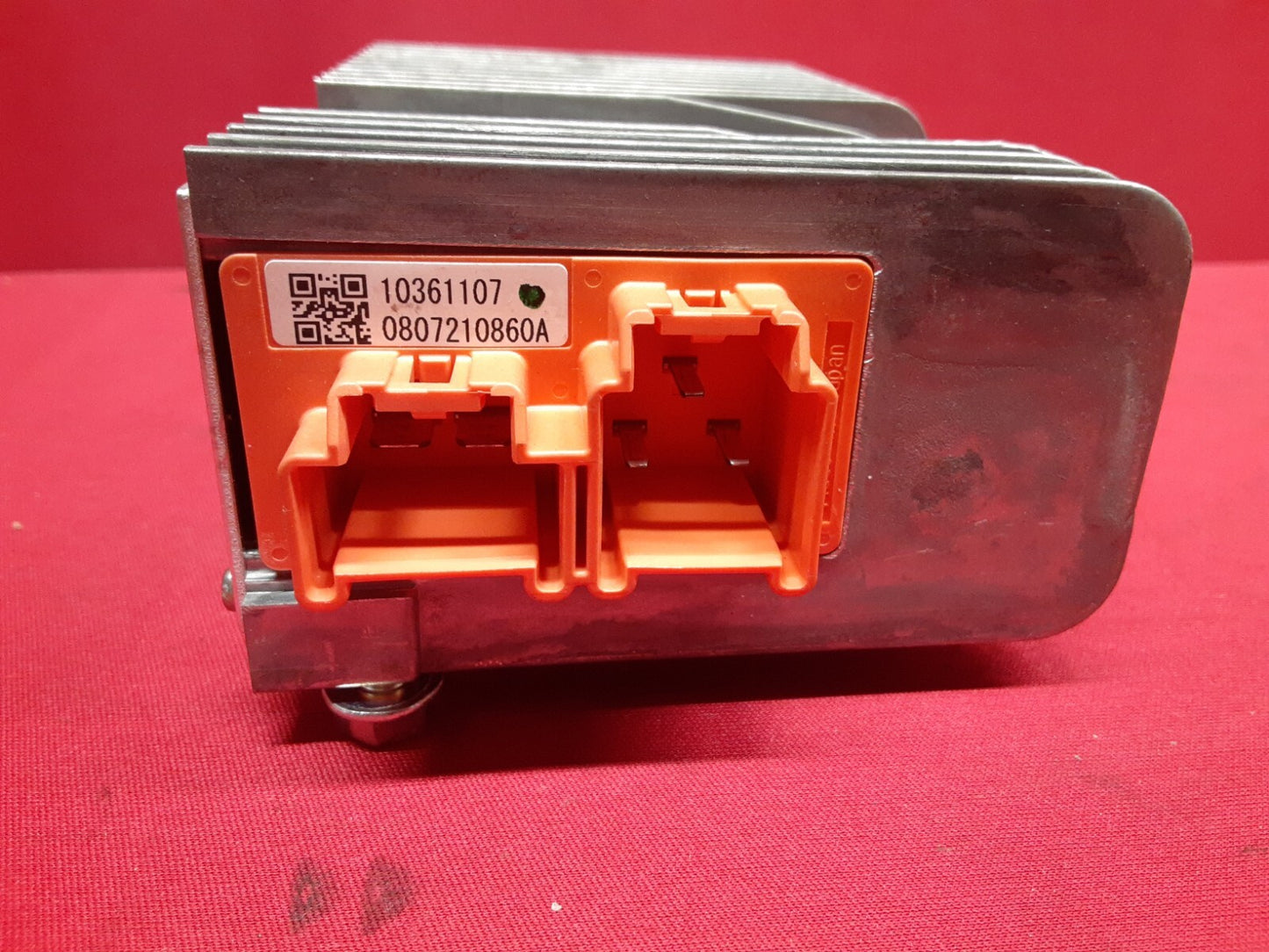 2008 - 2010 GM Chevrolet Buick Saturn Pontiac AC / DC Accessory Module 10361107