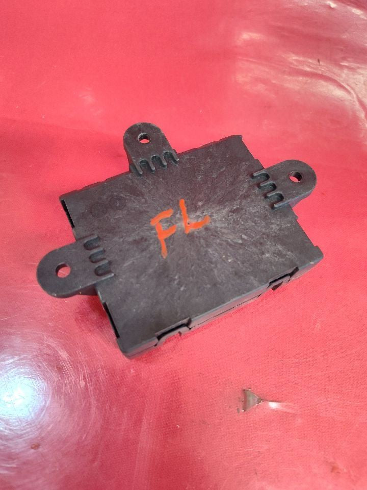 2016 2017 Land Rover Range Rover Evoque FRONT LEFT DRIVER Door Control Module