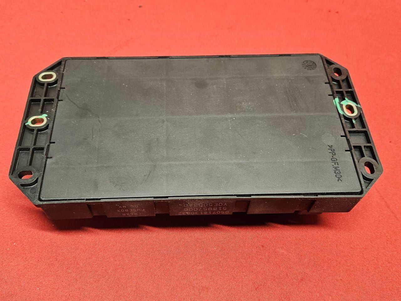 2006 Range Rover V8 Supercharged Interior REAR Side Quarter Panel Fuse Box