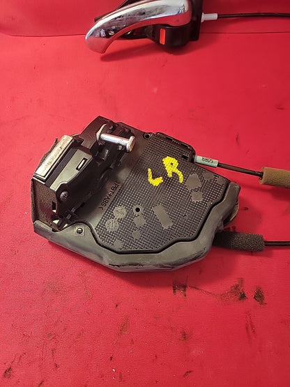 2007 - 2010 Toyota Camry Driver Rear Left Door Latch Assembly 69060-06100