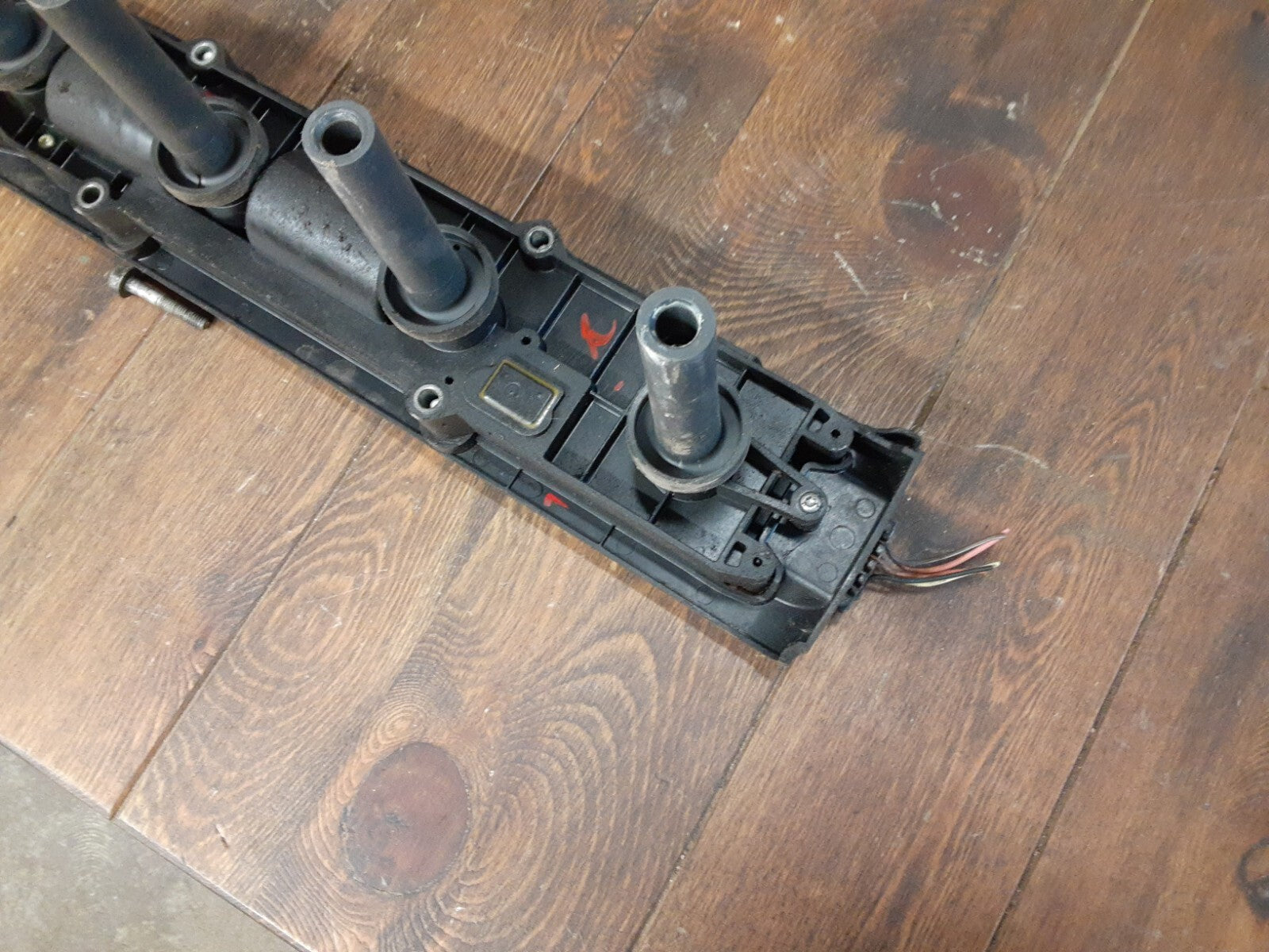2000 - 2005 Chevy Olds Pontiac Saturn 2.2L L4 Ignition Coil Module Pack 12580538