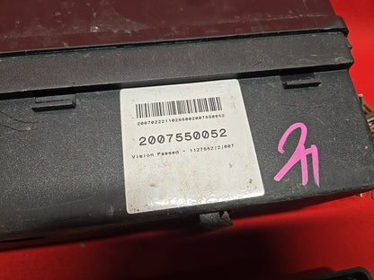 2006 - 2009 Land Rover Range Rover Sport HSE 4.4L Fuse Relay Junction Box