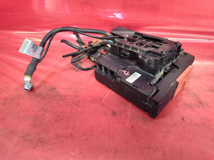 2006-2017 Mercedes Benz FRONT Prefuse Fuse Box Junction Block Battery Terminal