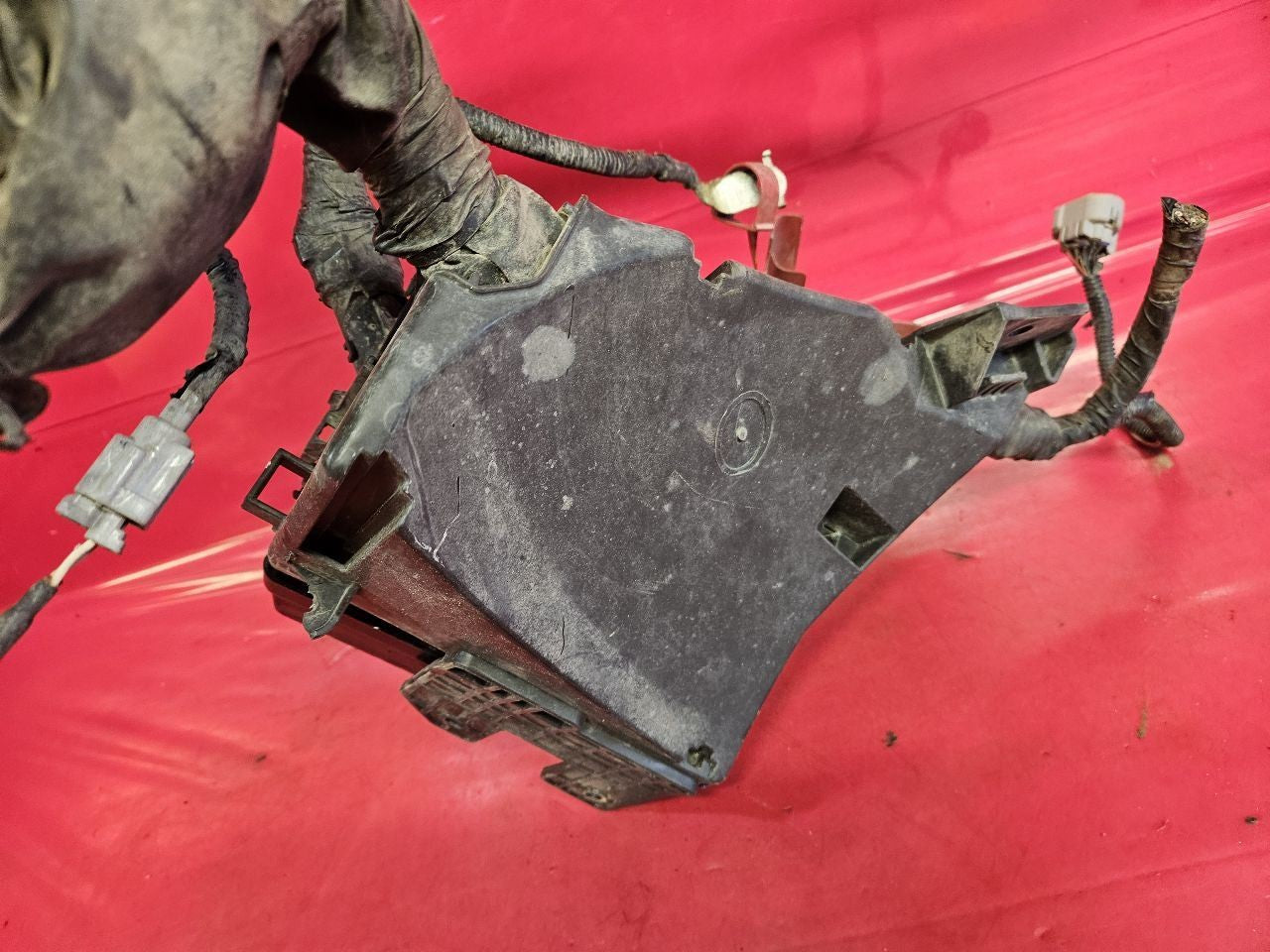 2012 Subaru Outback / Legacy 2.5L A/T Naturally Aspirated Engine Fuse Box Block