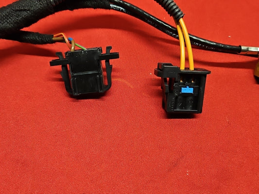 2007 - 2010 Audi Q7 - Radio CD Receiver Unit - 4E0 910 541 M - PIGTAILS