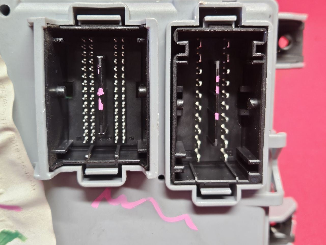 2018 2019 Fiat 500 Interior Cabin Fuse Box Body Control Module BCM 68248992AC