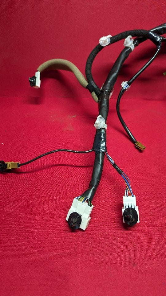 2011 2012 Infiniti QX56 Power Liftgate Hatch Wiring Harness 24070-1LA0A
