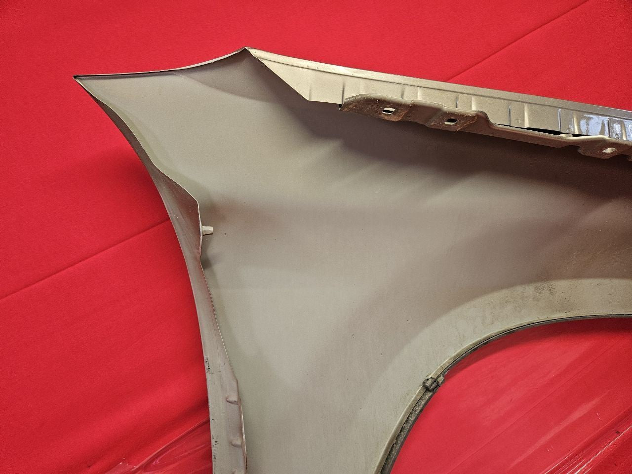 2008-2012 Mercedes GL550 LEFT DRIVER Fender Panel 798 Sand Beige Metallic