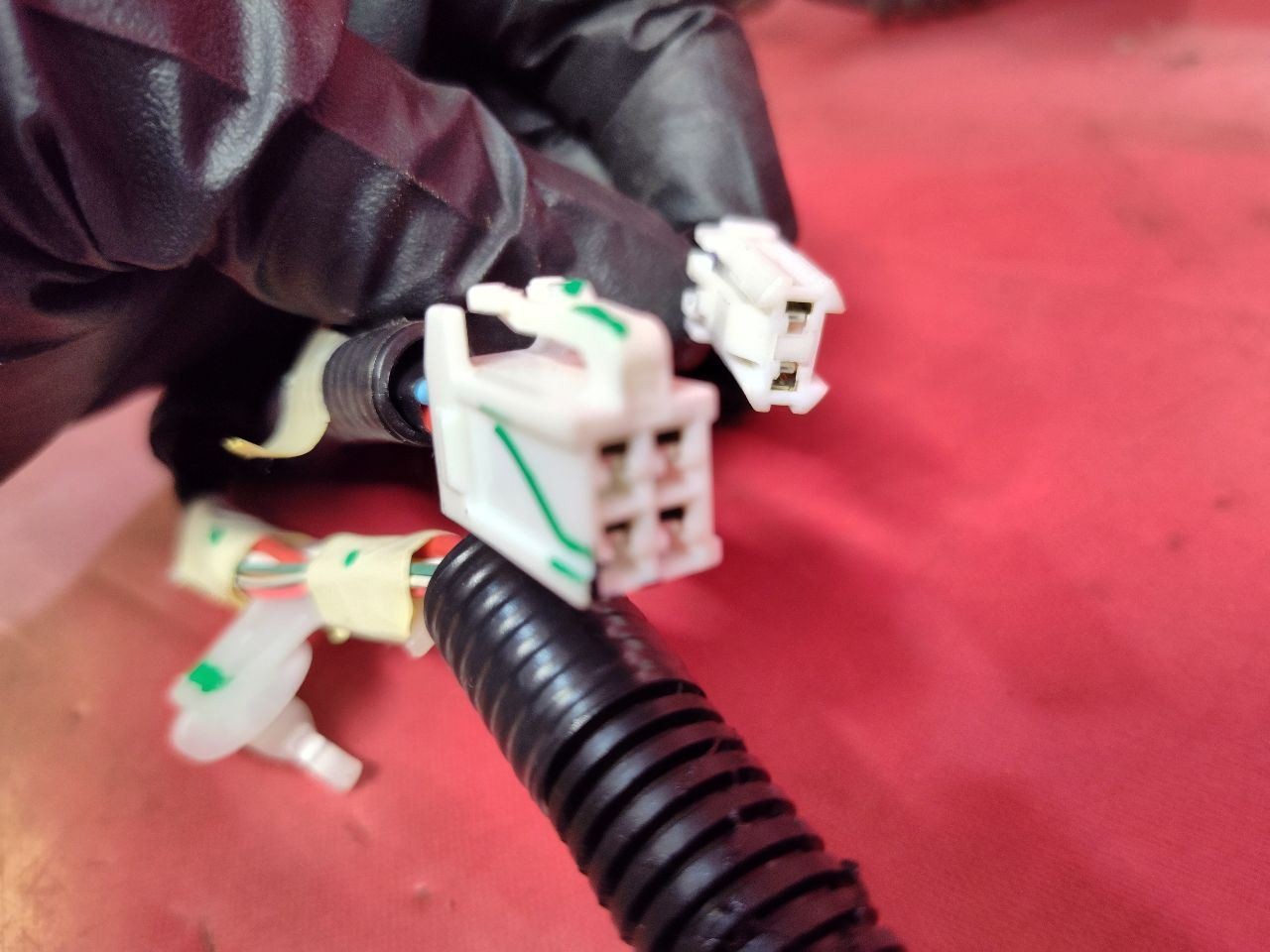 2008-2013 Lexus IS250 REAR LEFT DRIVER Door Wiring Harness 82153-53041