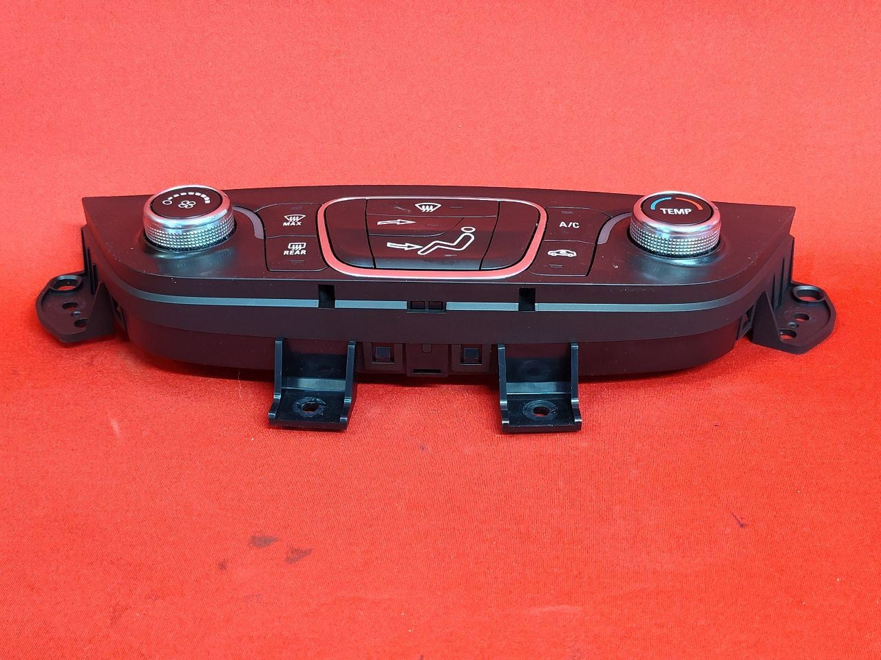 2018 Chevy Chevrolet Equinox Front Dash HVAC Climate Temperature Control Unit 