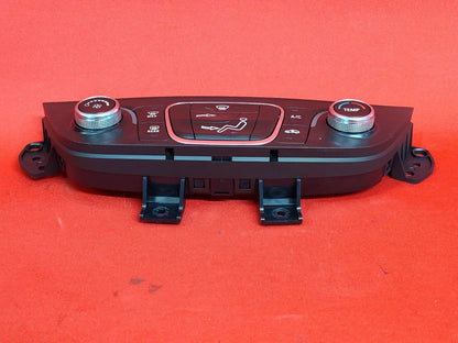 2018 Chevy Chevrolet Equinox Front Dash HVAC Climate Temperature Control Unit 