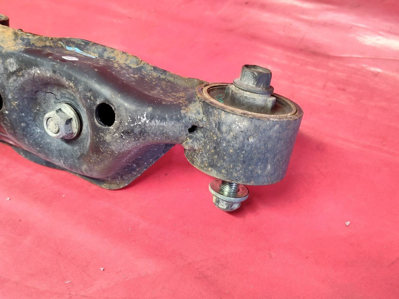 2003-2019 Subaru 2.5L / 3.6L Rear Differential Support Bracket w/ Bolts