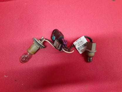 2008 - 2012 Buick Enclave RIGHT PASSENGER Inner Tailgate Tail Light BULB HARNESS