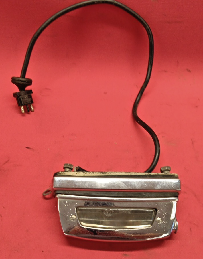 Mercedes-Benz Heela K2810 Rear License Plate Light Assembly CHROME OEM