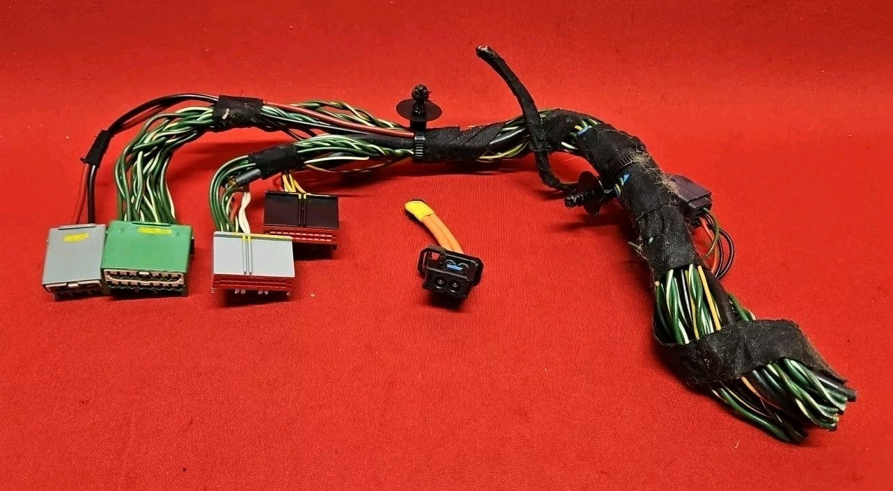 2005 -2011 Land Rover Range Rover Sport / LR3 /LR4 Radion Amplifier Pigtails
